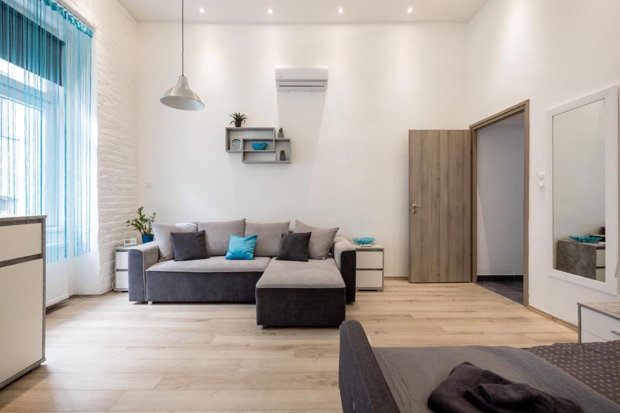 Elegant Studio In Central Budapest Kültér fotó