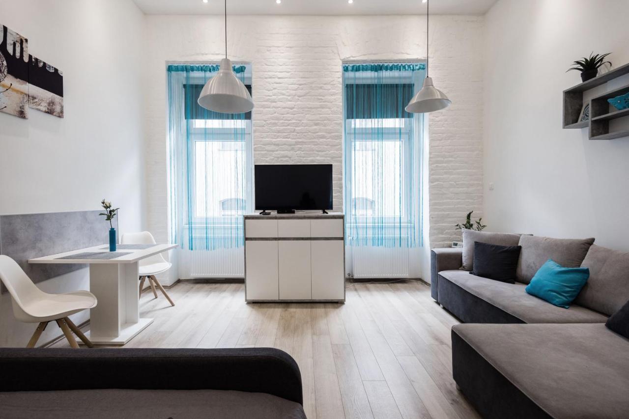 Elegant Studio In Central Budapest Kültér fotó