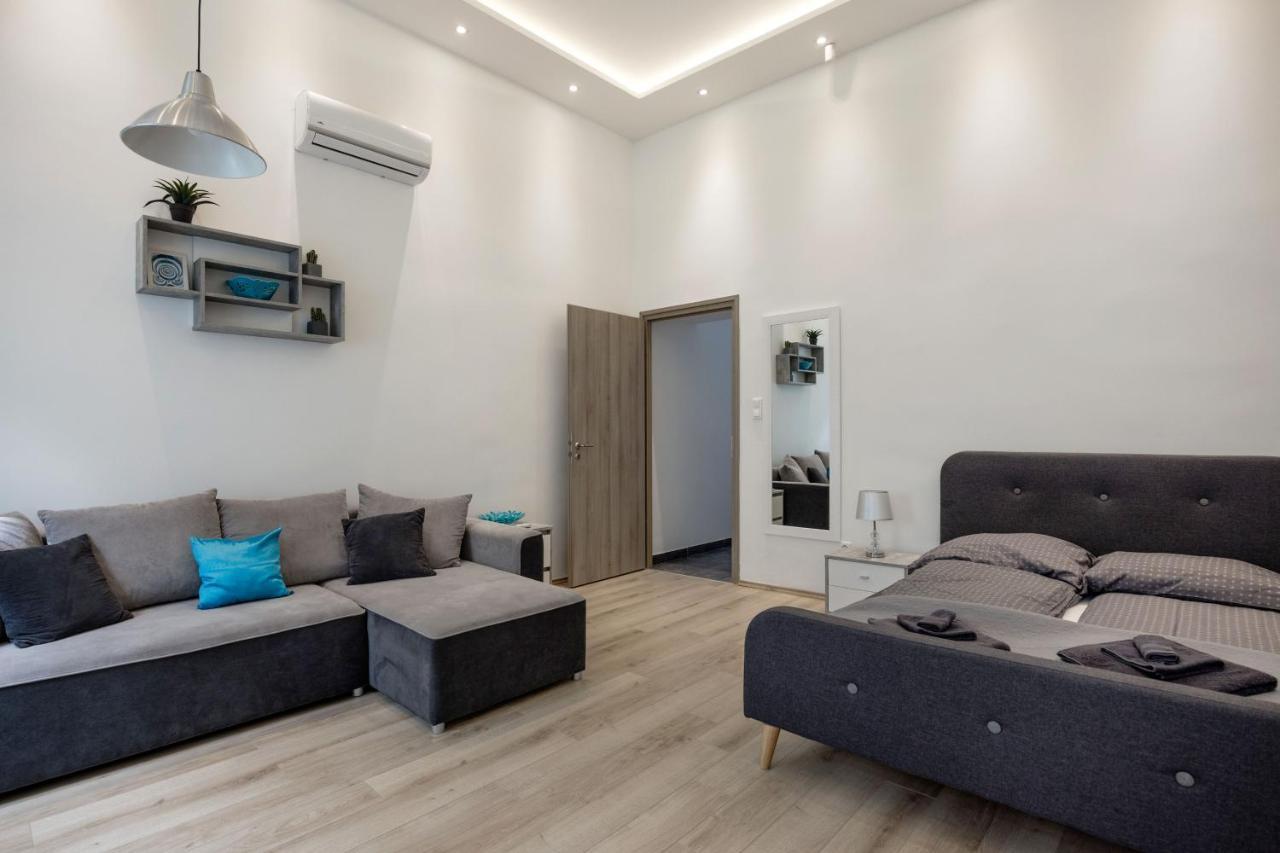 Elegant Studio In Central Budapest Kültér fotó