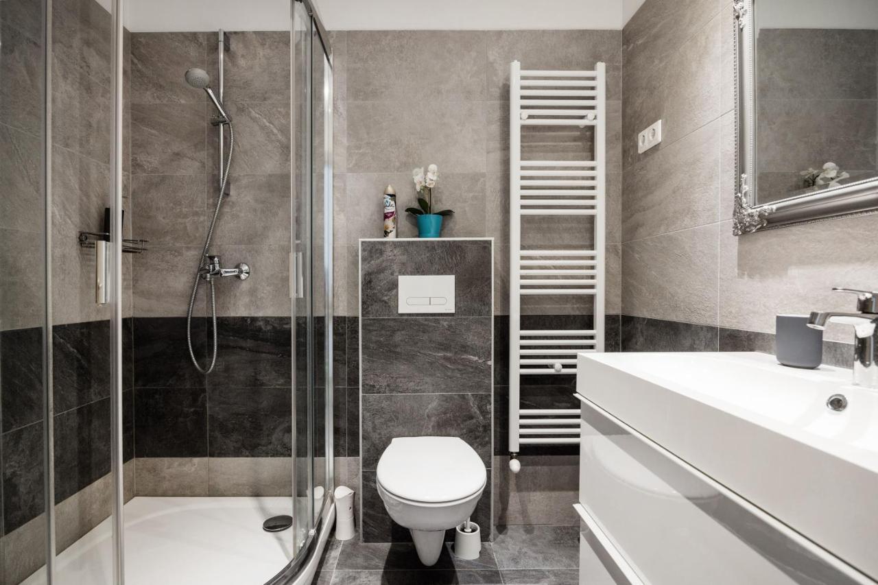 Elegant Studio In Central Budapest Kültér fotó